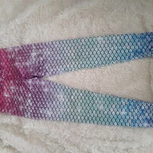 Super cute mermaid leggings!